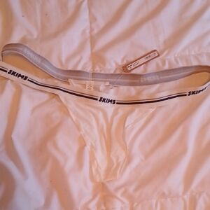 SKIMS Cream Thong with Gray Waistband Size 3xl. BNWT!